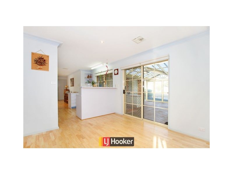 2 Dandenong Court, Palmerston ACT 2913