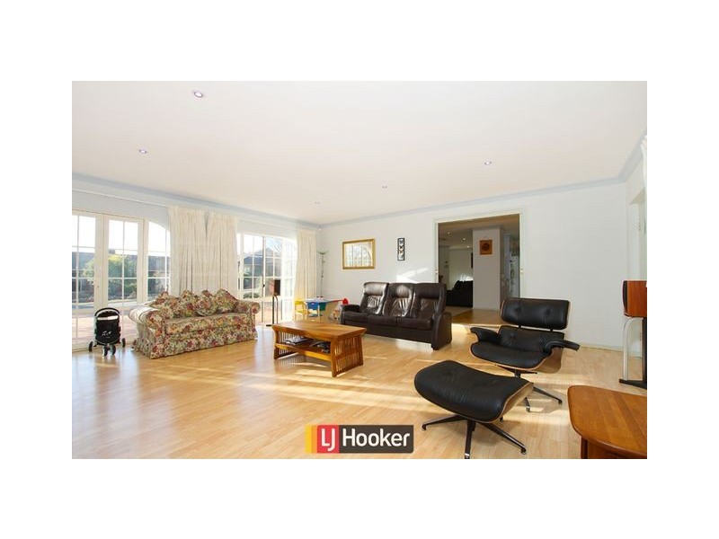 2 Dandenong Court, Palmerston ACT 2913