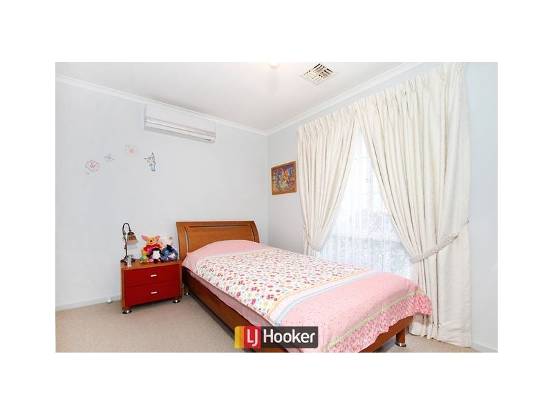 2 Dandenong Court, Palmerston ACT 2913