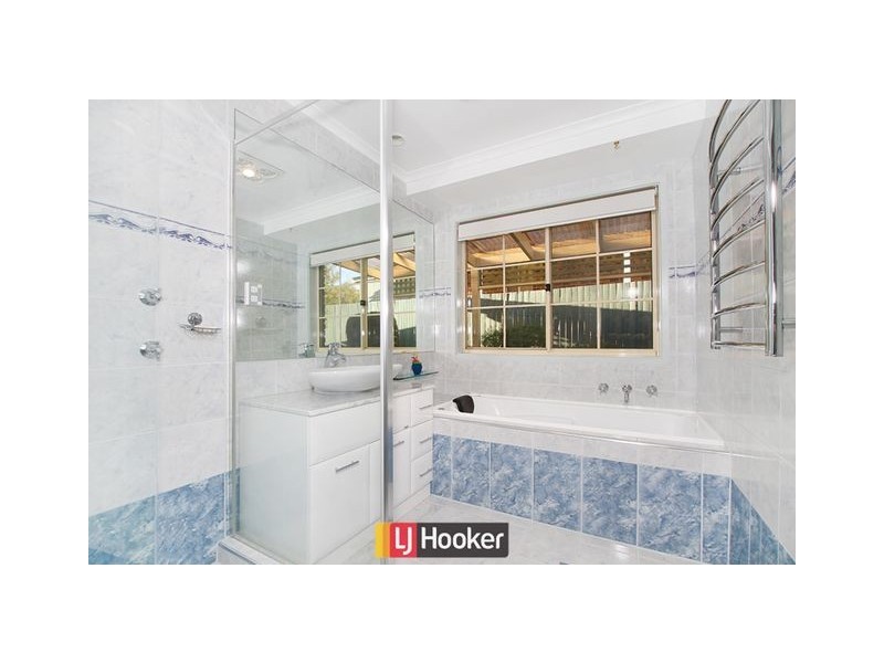 2 Dandenong Court, Palmerston ACT 2913