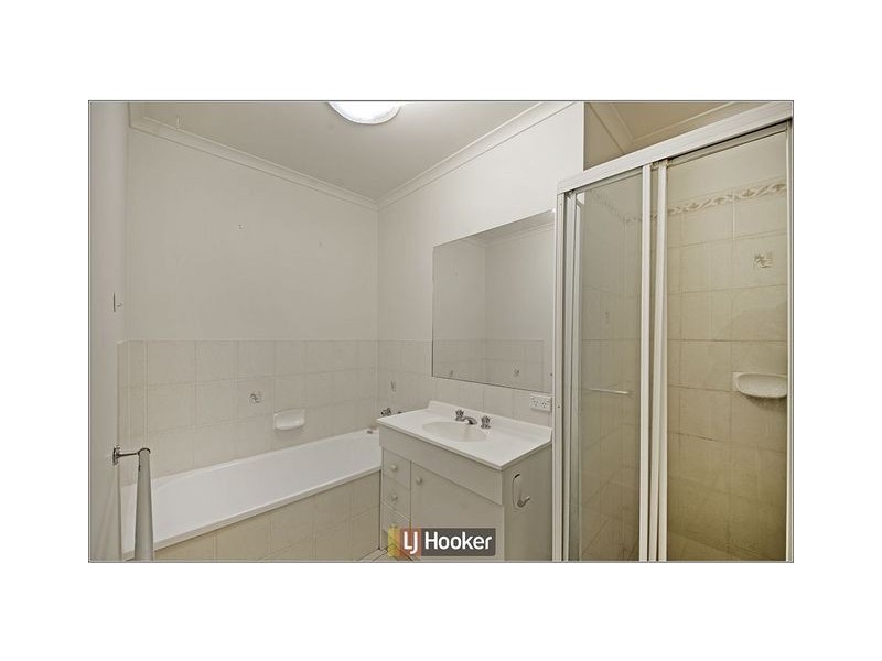 4/51 Freda Bennett Circuit, Nicholls ACT 2913
