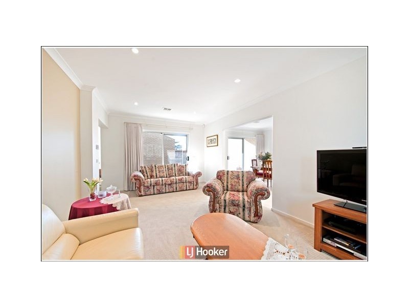 7/16 Neil Harris Crescent, Forde ACT 2914