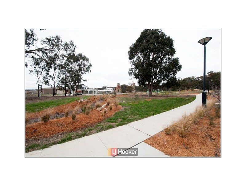 8 Hibberd Crescent, Forde ACT 2914