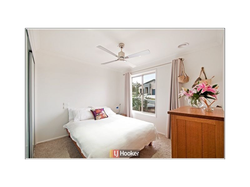 8 Hibberd Crescent, Forde ACT 2914