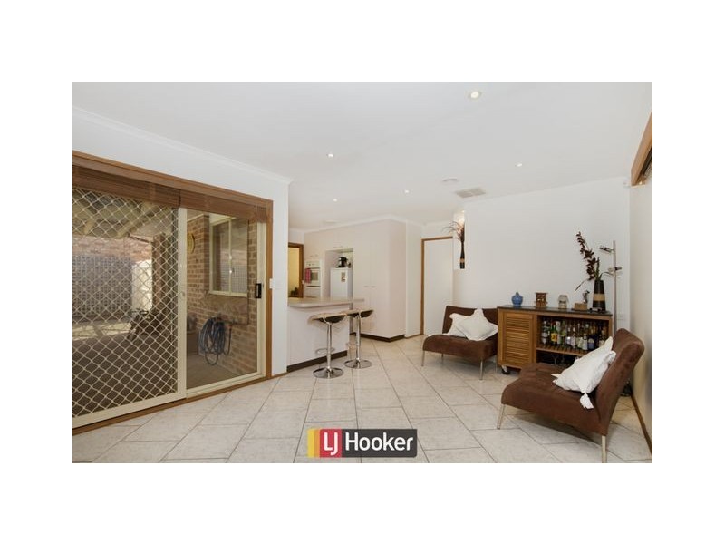 8 Cann Close, Palmerston ACT 2913