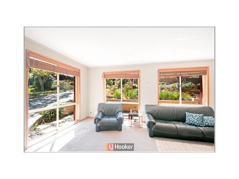 28 Hughes Crescent, Ngunnawal ACT 2913