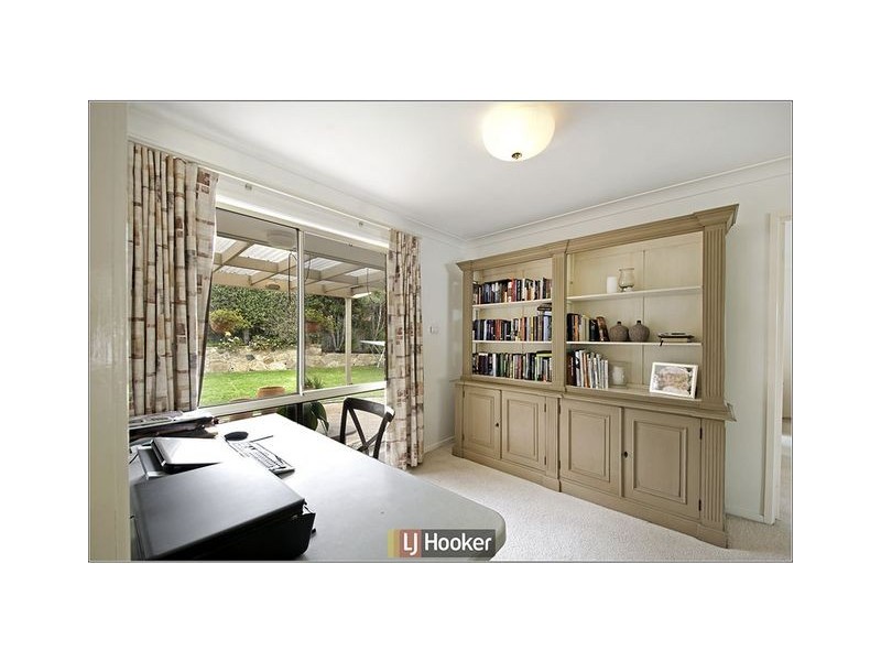 1 Knoll Place, Palmerston ACT 2913