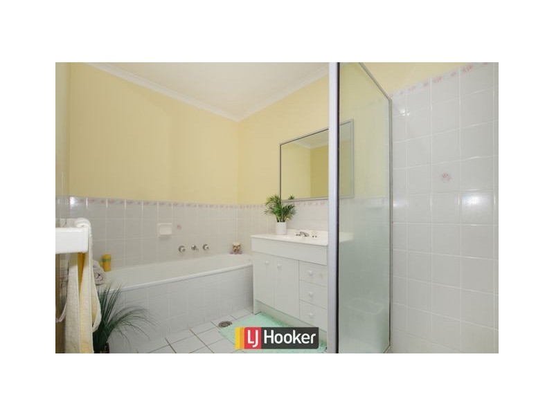 4 Laptz Close, Palmerston ACT 2913