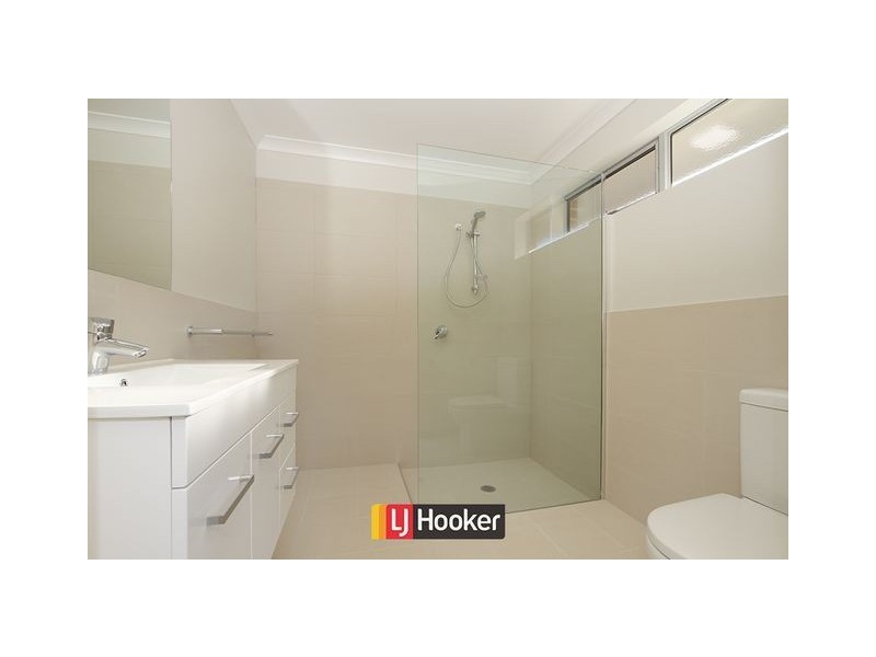 12 Victoria Owen Street, Casey ACT 2913