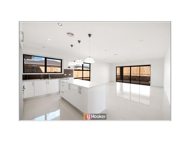 22 Lanaba Street, Crace ACT 2911