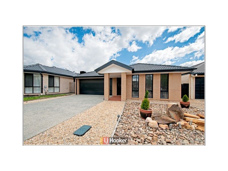 5 Wallaman Street, Harrison ACT 2914