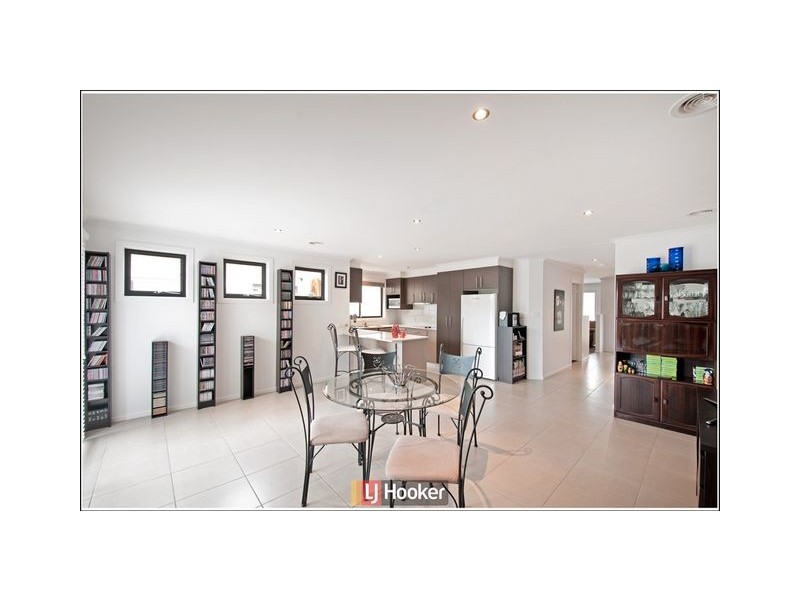 5 Wallaman Street, Harrison ACT 2914