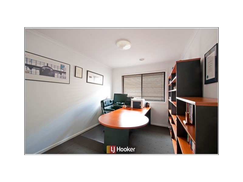 5 Wallaman Street, Harrison ACT 2914