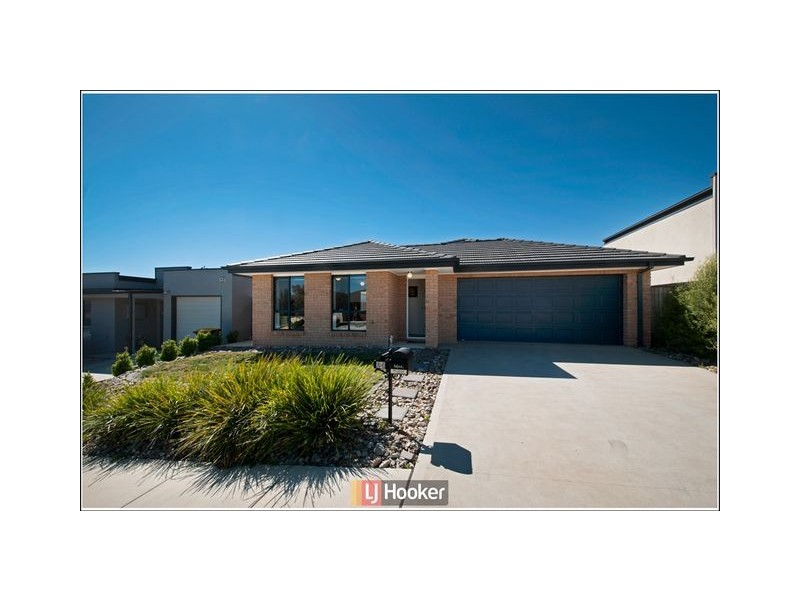24 Eric De Salis Street, Macgregor ACT 2615