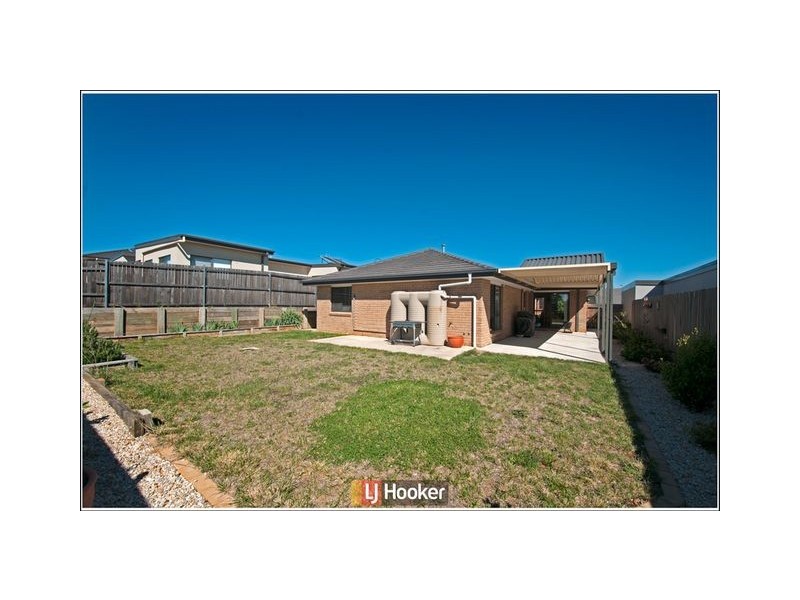 24 Eric De Salis Street, Macgregor ACT 2615
