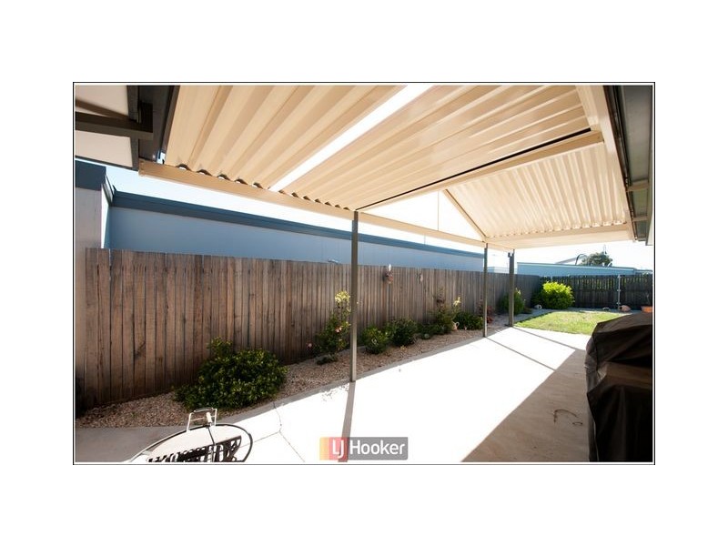24 Eric De Salis Street, Macgregor ACT 2615