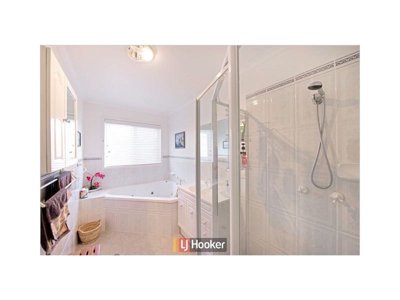 12 Bywaters Street, Amaroo ACT 2914