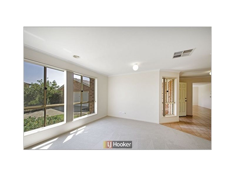 19 Ebeling Court, Nicholls ACT 2913