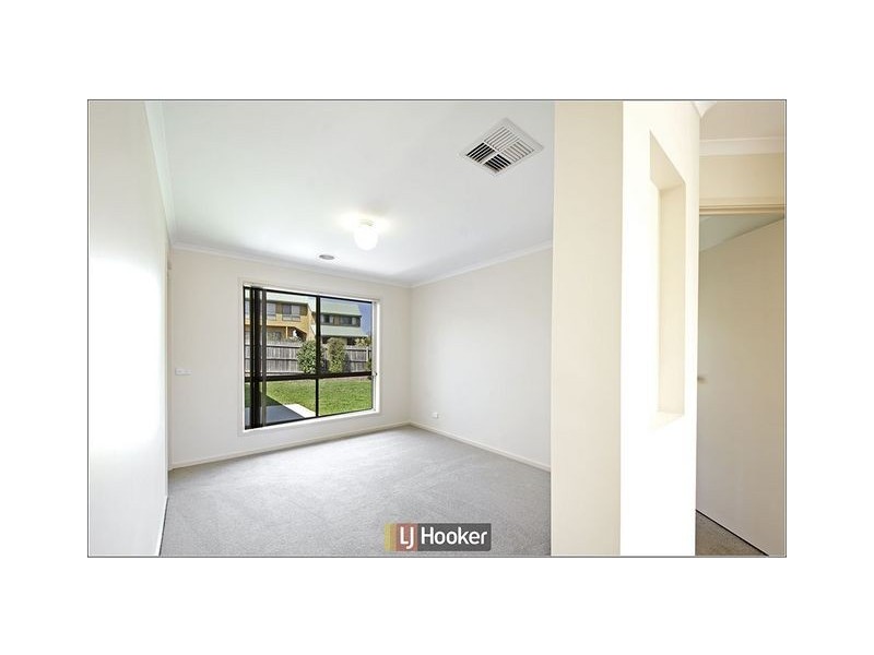 19 Ebeling Court, Nicholls ACT 2913