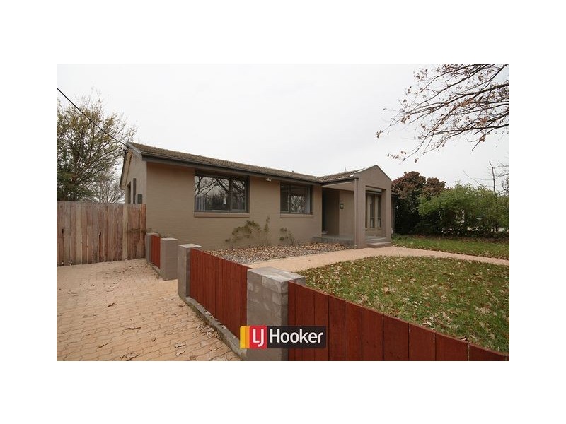 88 Dooring Street, Dickson ACT 2602