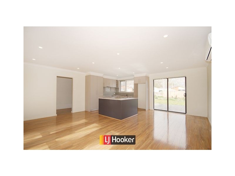 88 Dooring Street, Dickson ACT 2602