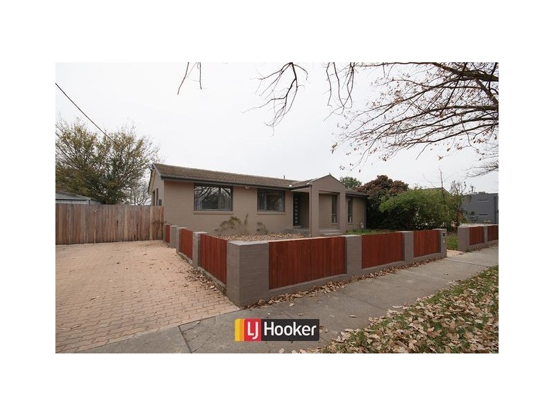 88 Dooring Street, Dickson ACT 2602