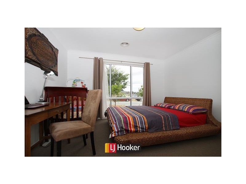 39 Henry Kendall Street, Franklin ACT 2913