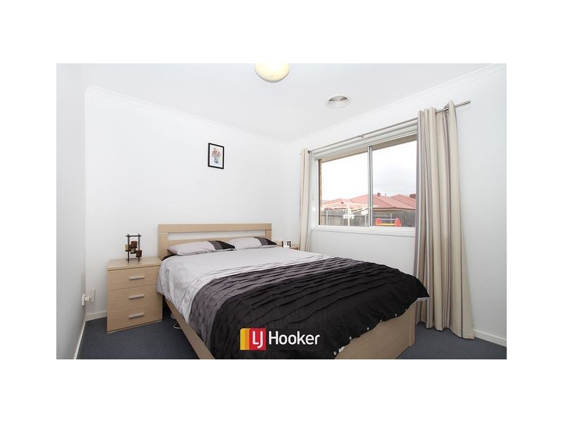 39 Henry Kendall Street, Franklin ACT 2913