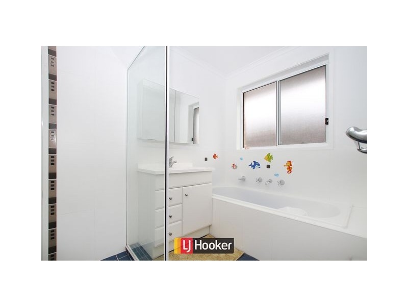 39 Henry Kendall Street, Franklin ACT 2913