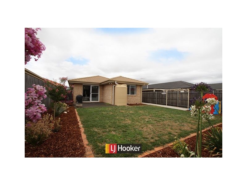 39 Henry Kendall Street, Franklin ACT 2913