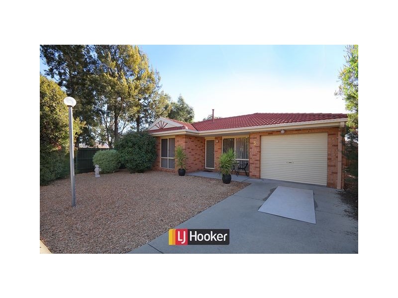 5/2 Merri Place, Conder ACT 2906