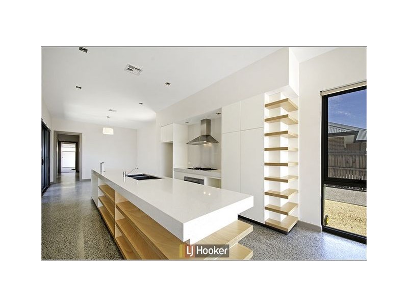 6b Hanley Place, Yass NSW 2582