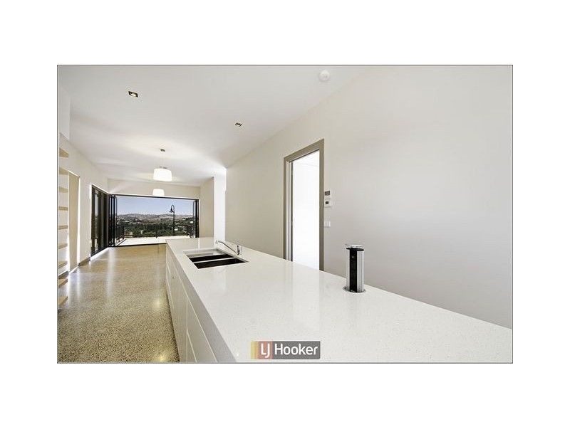 6b Hanley Place, Yass NSW 2582