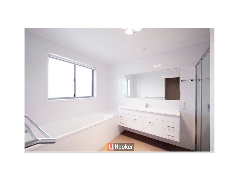 9 Elia Ware Crescent, Bonner ACT 2914