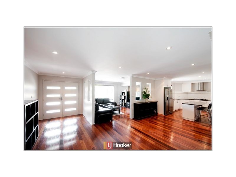 27 Pinnacles Street, Harrison ACT 2914