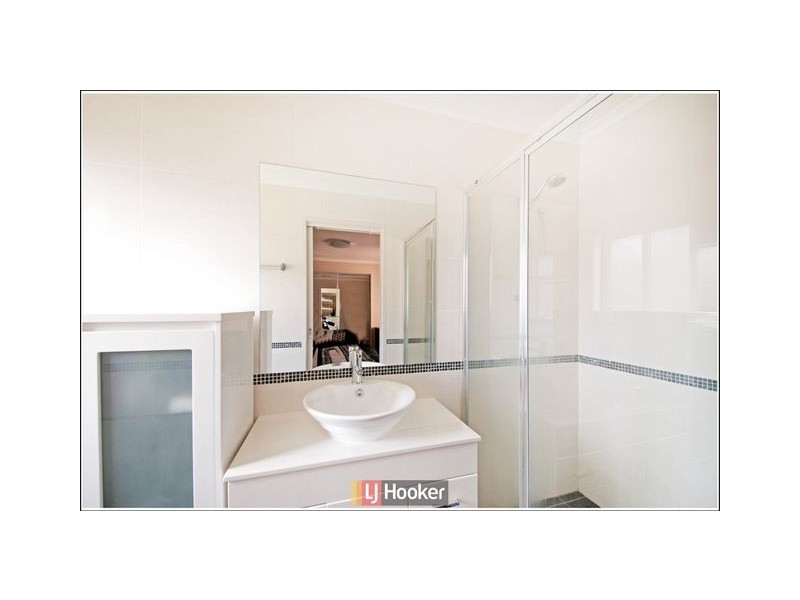 27 Pinnacles Street, Harrison ACT 2914