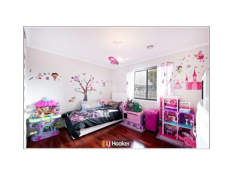 27 Pinnacles Street, Harrison ACT 2914