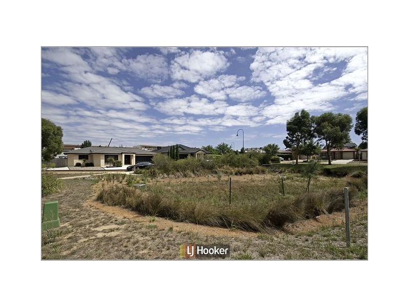 27 Pinnacles Street, Harrison ACT 2914