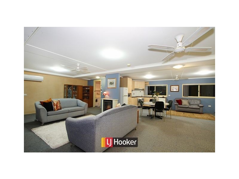 42 Brinkley Circuit, Palmerston ACT 2913
