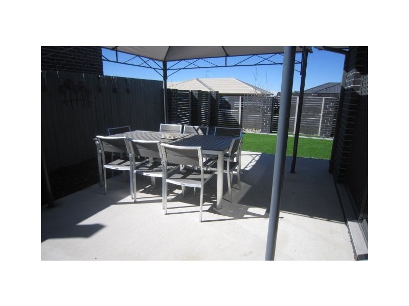 27 Scholtens Street, Casey ACT 2913