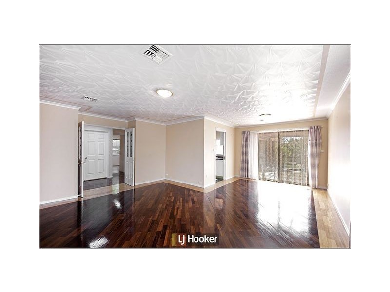 11 Tyenna Close, Amaroo ACT 2914