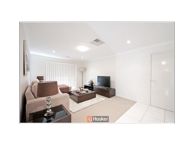 5 Charlotte Barton Street, Franklin ACT 2913