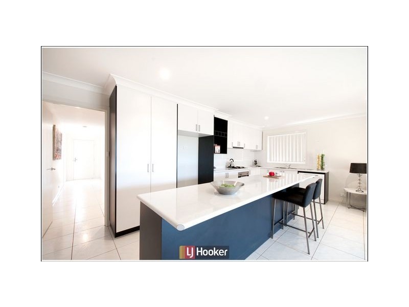 5 Charlotte Barton Street, Franklin ACT 2913