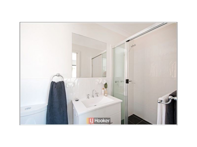 5 Charlotte Barton Street, Franklin ACT 2913