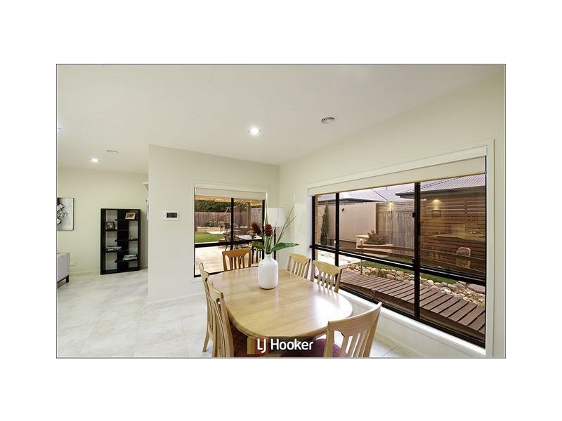 39 Jeanne Young Circuit, Mckellar ACT 2617
