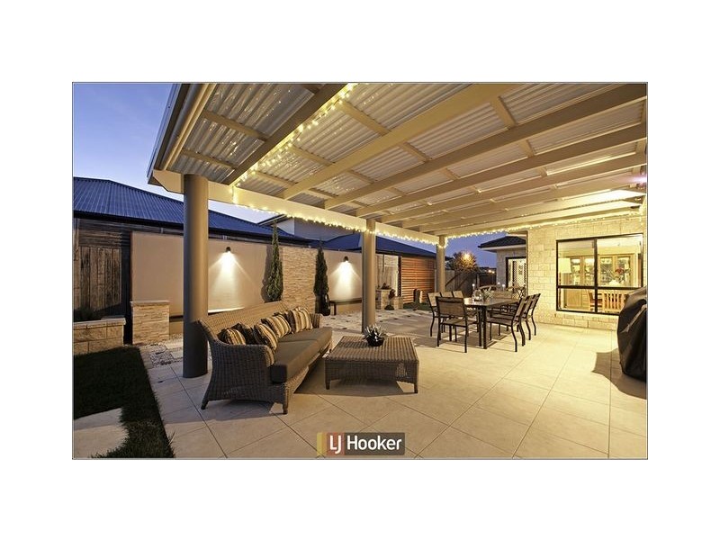 39 Jeanne Young Circuit, Mckellar ACT 2617