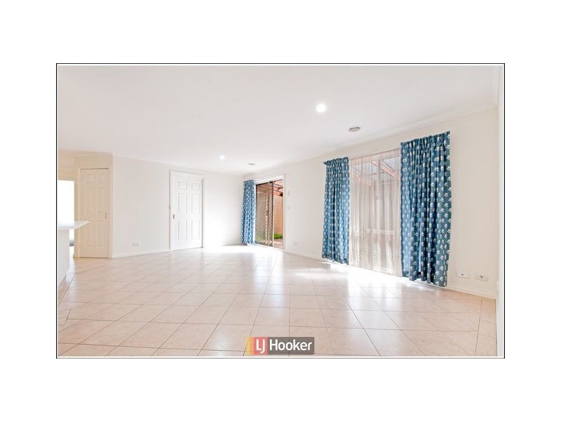 37 Yumba Avenue, Ngunnawal ACT 2913