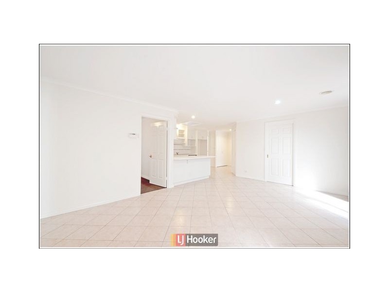 37 Yumba Avenue, Ngunnawal ACT 2913