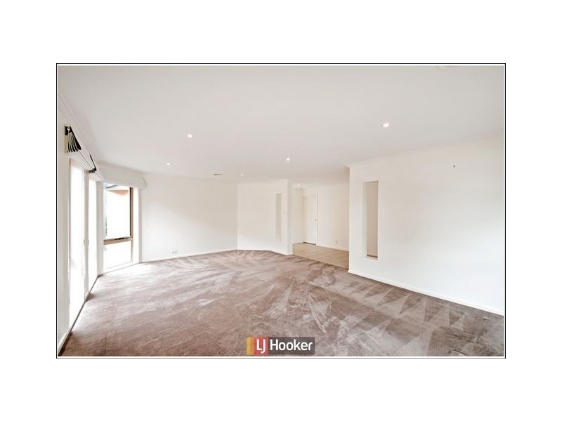 6 Careel Street, Harrison ACT 2914