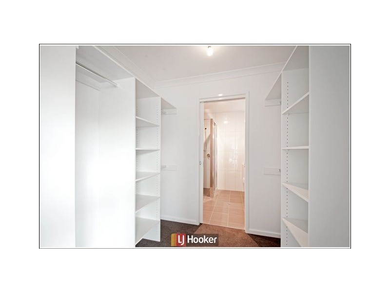 18 Keith Waller Rise, Casey ACT 2913